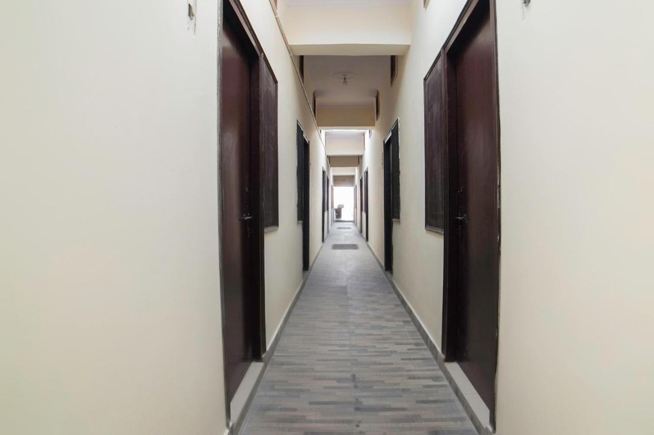 Spot On 67119 Hotel Shivam Residency Rāmpura Exterior photo