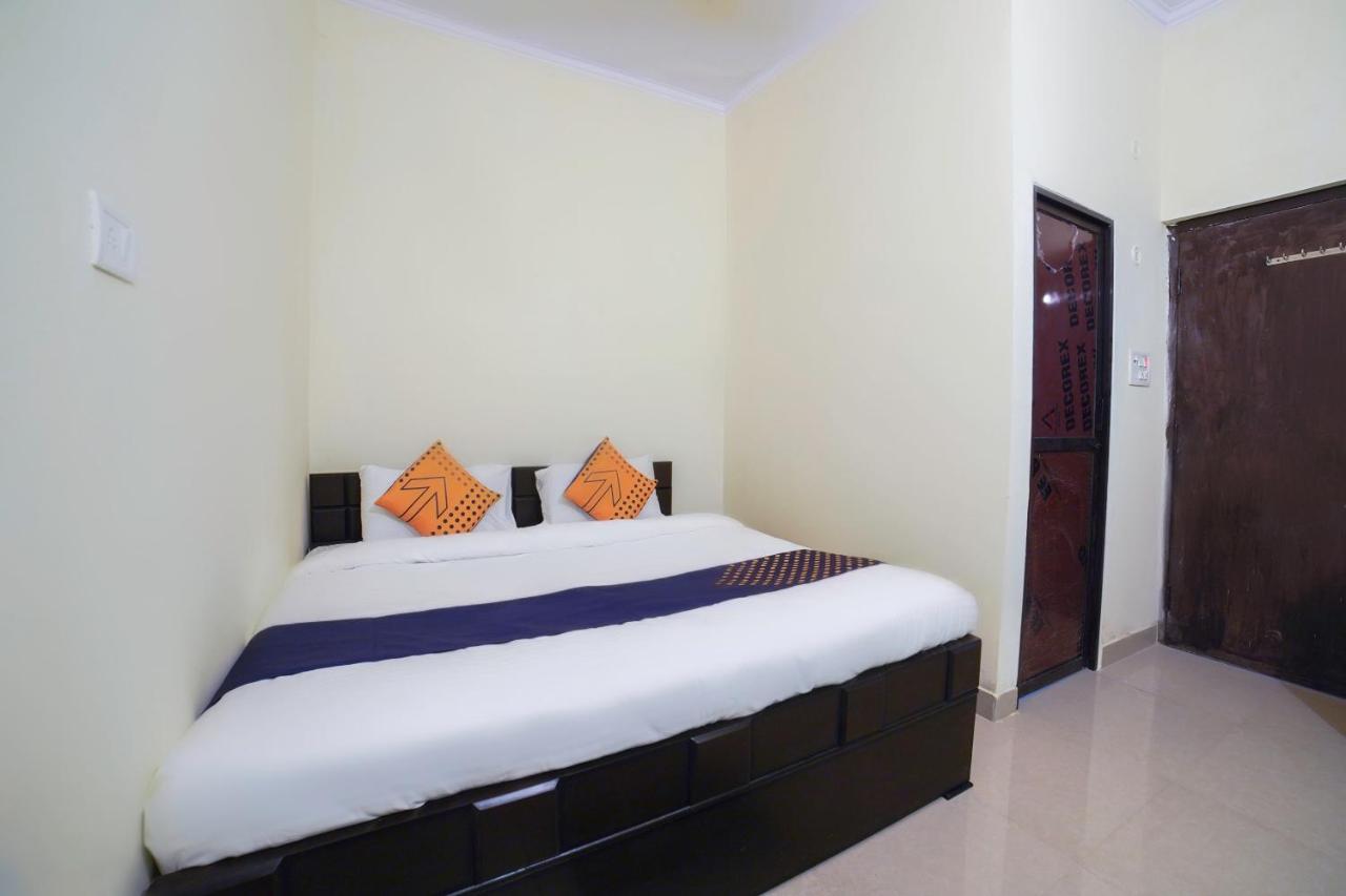 Spot On 67119 Hotel Shivam Residency Rāmpura Exterior photo