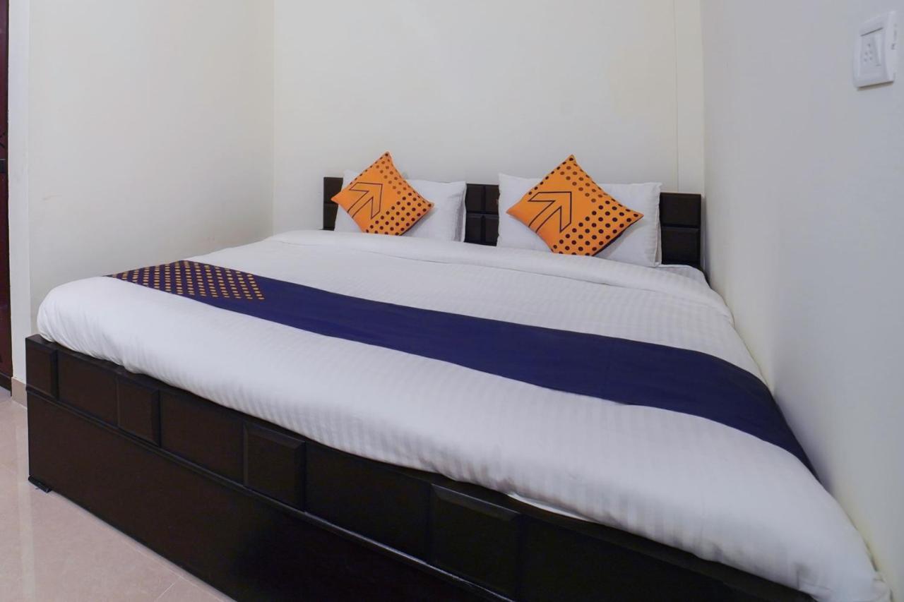 Spot On 67119 Hotel Shivam Residency Rāmpura Exterior photo