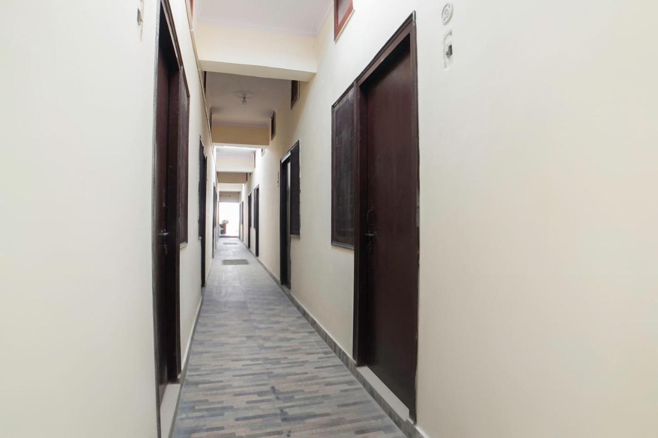Spot On 67119 Hotel Shivam Residency Rāmpura Exterior photo